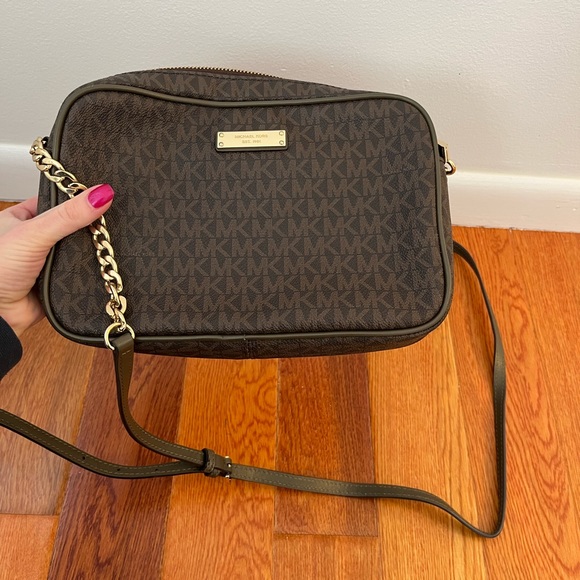 Michael Kors Handbags - Michael Kors Purse